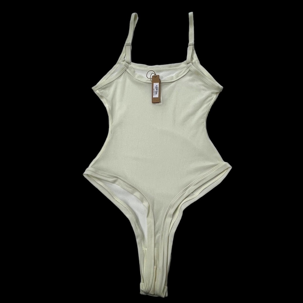 SKIMS Summer Mesh Strappy Cami Bodysuit Bone Medium - Picture 3 of 12